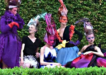 Toutes les vidéos reportage haute couture et prêt à porter
